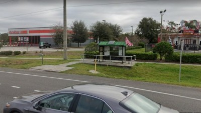 TNorthbound bus stop north of Mann Road